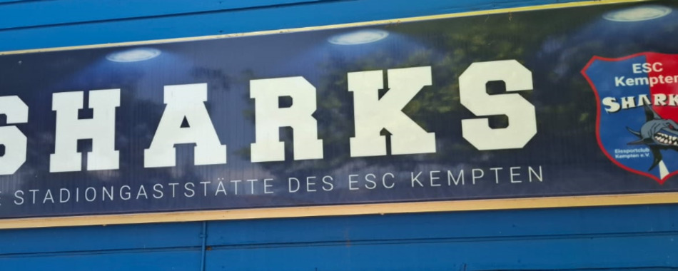 mit Freunden, Kollegen oder Familie Essen und Feiern - in Peters S H A R K S Bistro im Eisstadion - gemütlich sitzen und genießen - alle Restaurants, Imbisse, Hotels, Lokale mit wechselndem Tagesessen oder Aboessen