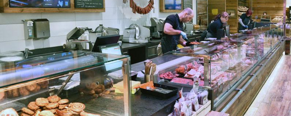 wir freuen uns auf Sie - das Team vom Edeka Weissinger - mittags gut und lecker Essen gehen in Bistro vom Edeka-Weissinger in Bad Hindelang - Alle Restaurants, Café, Bar, Imbisse in Bad Hindelang mit wechselnden Mittagsangeboten und Tagesgerichte