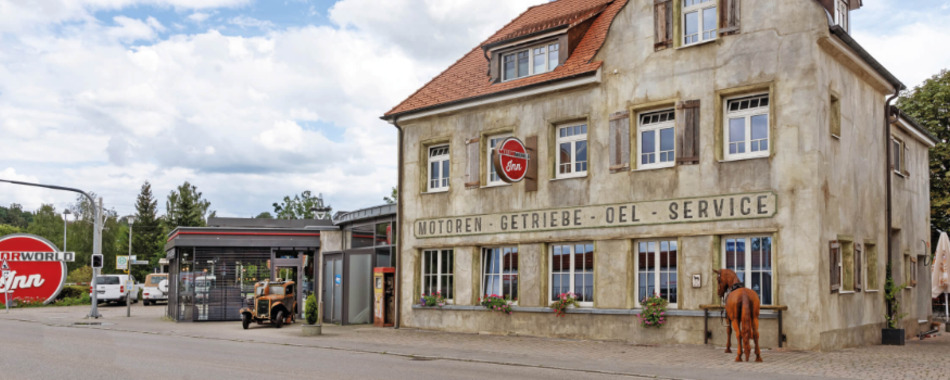 Motorworld Inn in Warthausen zum Mittagstisch Aussenansicht. Täglich aktuelle Tagesessen und Mittagsangebote in und um Warthausen und Biberach